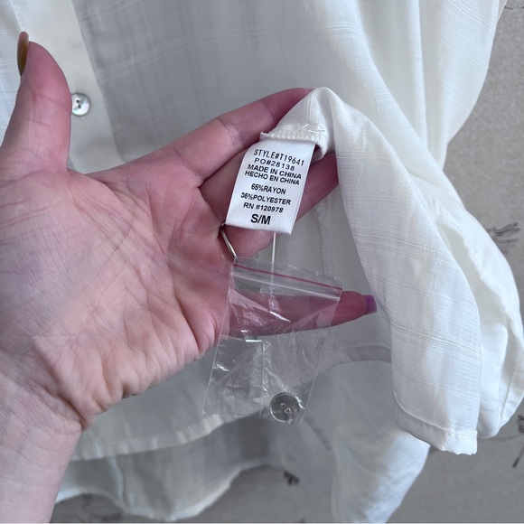 Entro white oversized boxy button down shirt - Picture 4 of 6